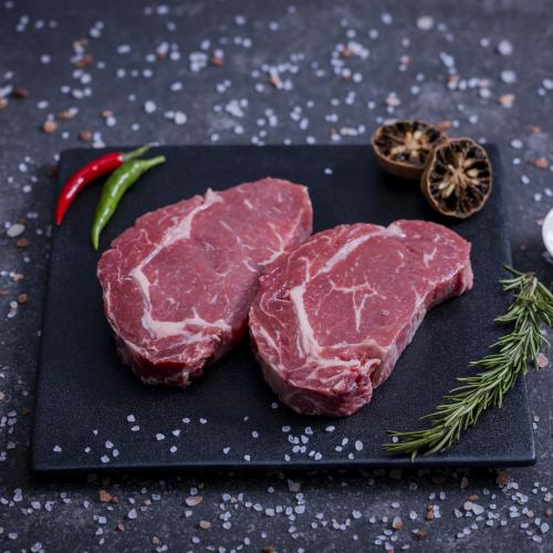 ستيك ريب آي عجل أسترالي متبل للشوي